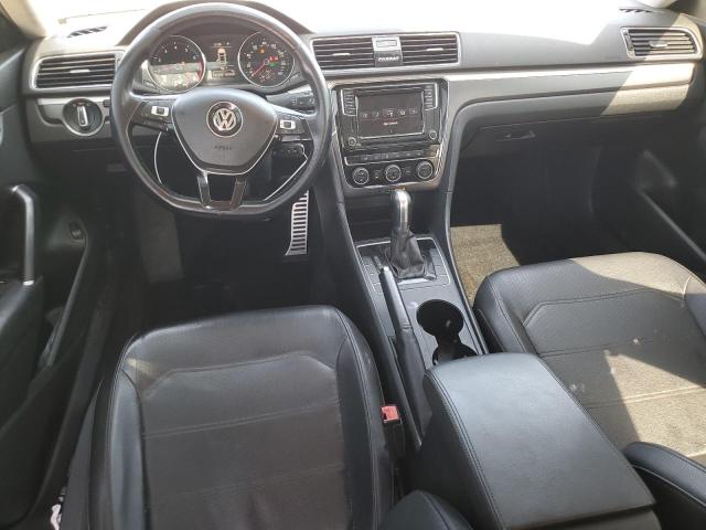  VOLKSWAGEN PASSAT 2018 Biały