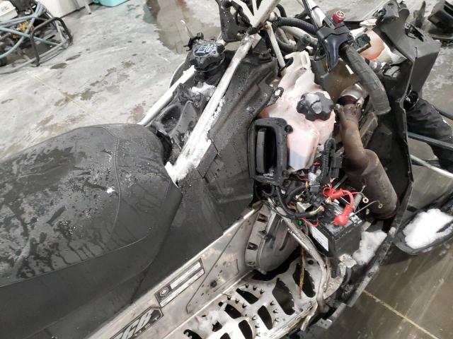 2016 SKIDOO RENEGADE