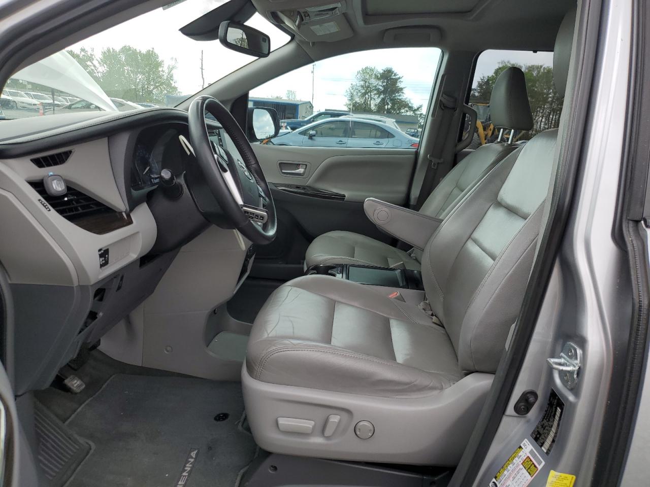 5TDYZ3DC4JS913230 TOYOTA All Models 2018