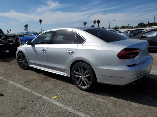  VOLKSWAGEN PASSAT 2019 Сріблястий