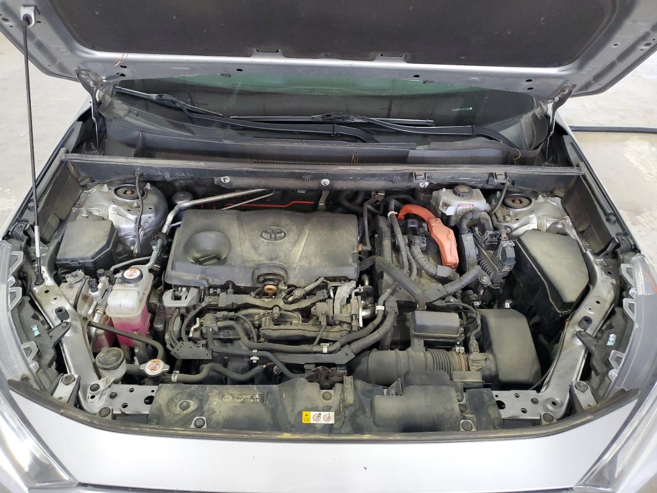 2020 Toyota Rav4 Xle VIN: 2T3R6RFV7LW001496 Lot: 54058485