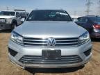 2017 Volkswagen Touareg Wolfsburg for Sale in Elgin, IL - Hail