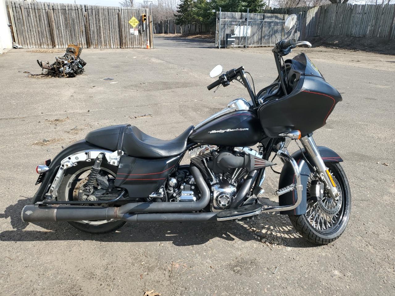 Ham Lake, MN에서 판매 중인 2015 Harley-Davidson Fltrxs Road Glide Special - All Over