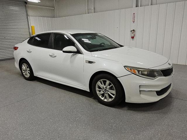 Sedans KIA OPTIMA 2017 White