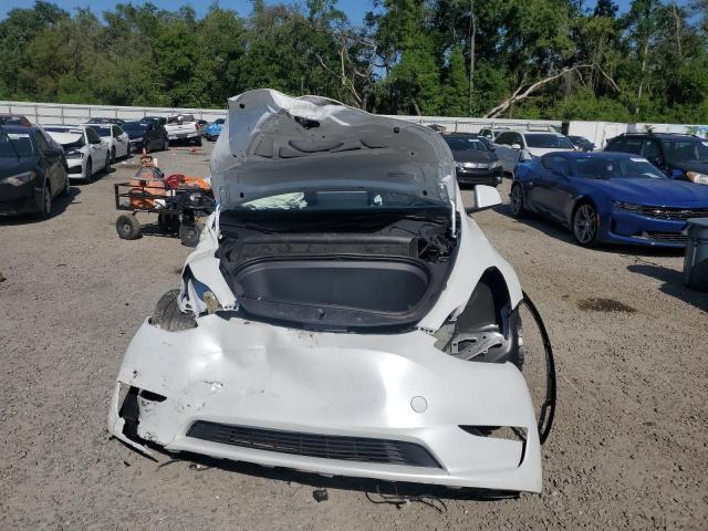  TESLA MODEL Y 2024 White