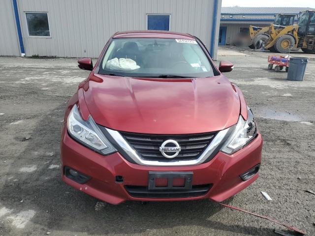  NISSAN ALTIMA 2018 Красный