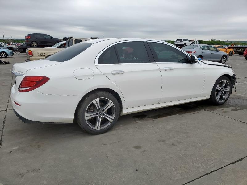  MERCEDES-BENZ E-CLASS 2019 Biały