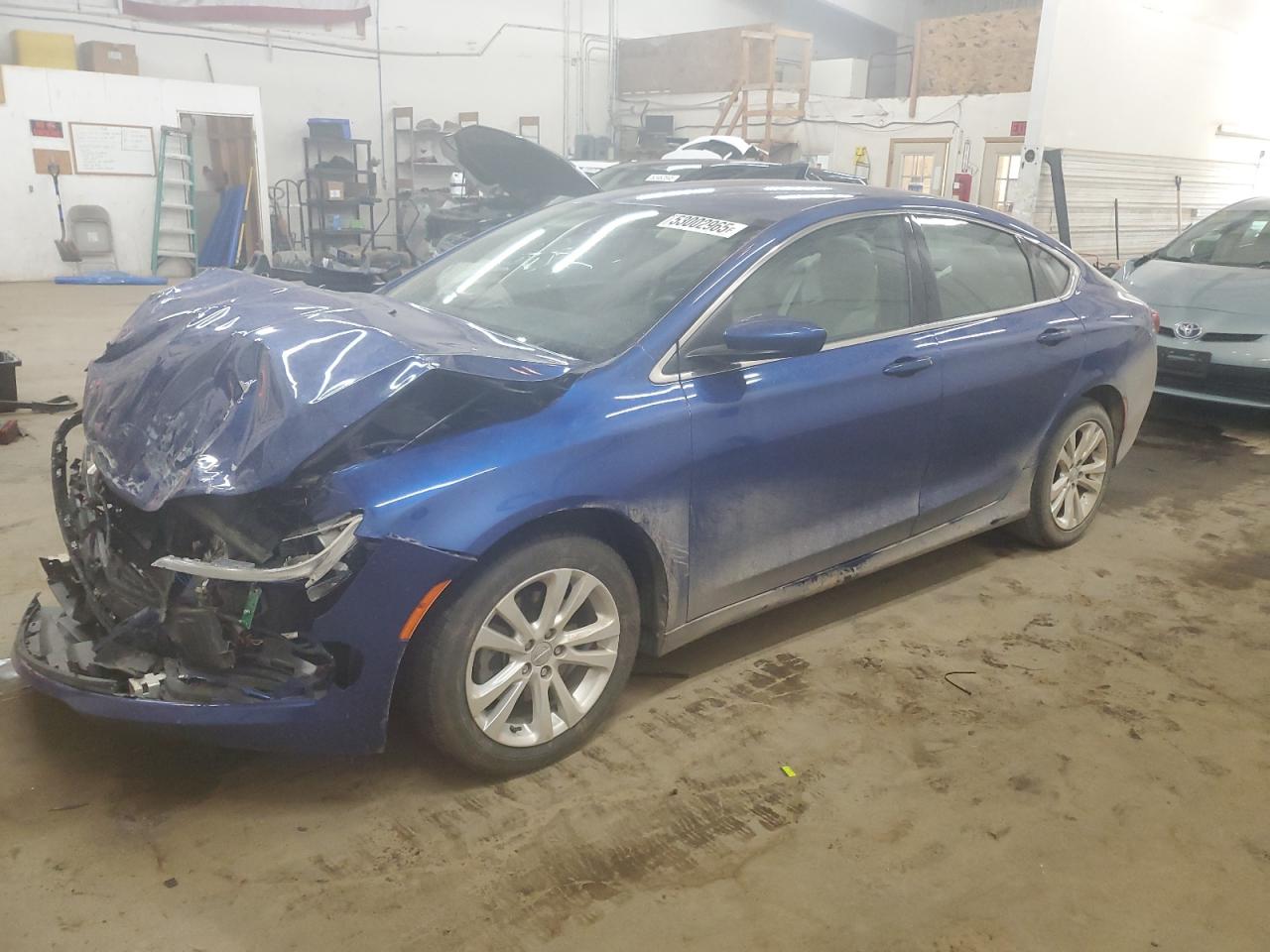 2016 Chrysler 200 Limited for Sale in Ham Lake, MN - Front End