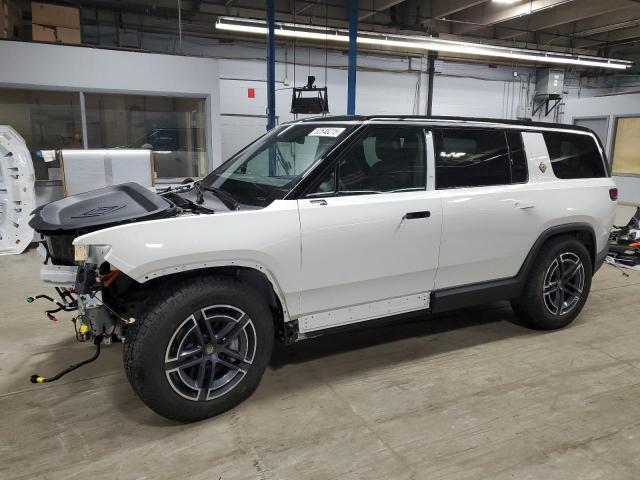 2025 Rivian R1S Adventure