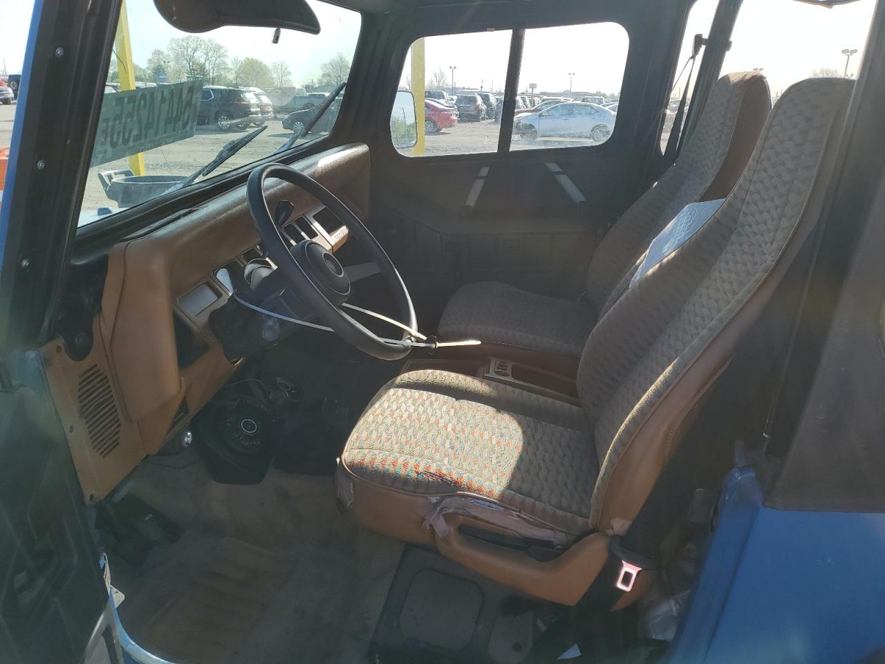 1995 Jeep Wrangler / Yj S VIN: 1J4FY19P8SP300768 Lot: 54414255