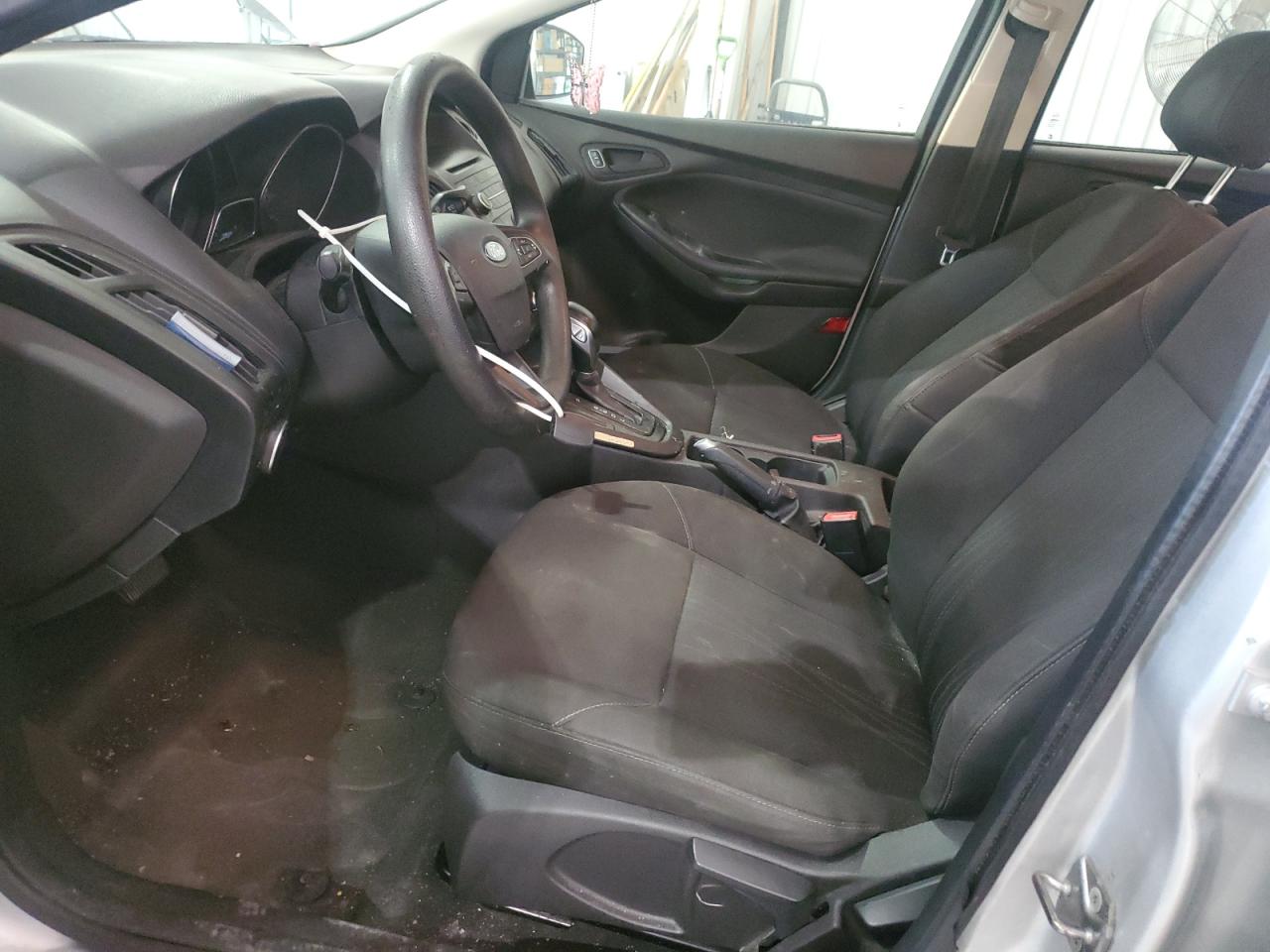 2017 Ford Focus S VIN: 1FADP3E21HL322039 Lot: 52359145