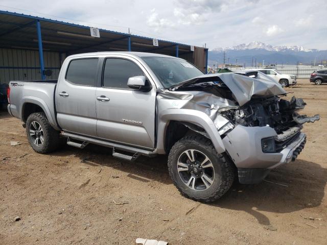  TOYOTA TACOMA 2017 Srebrny