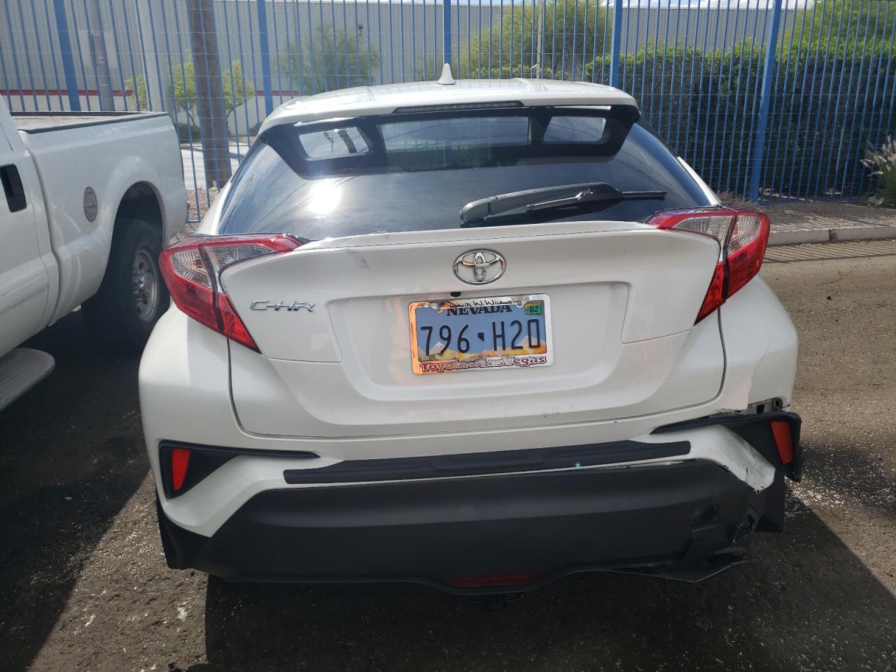 2018 Toyota C-Hr Xle VIN: NMTKHMBX5JR042017 Lot: 54991485