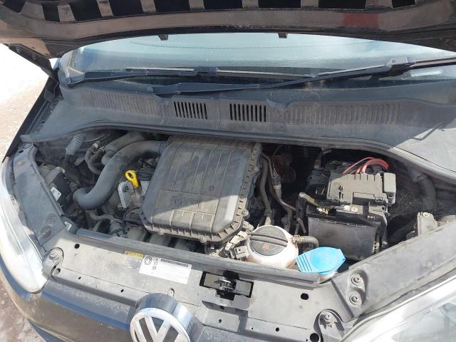 2013 VOLKSWAGEN HIGH UP