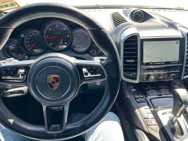 Parquets PORSCHE CAYENNE 2016 Czarny
