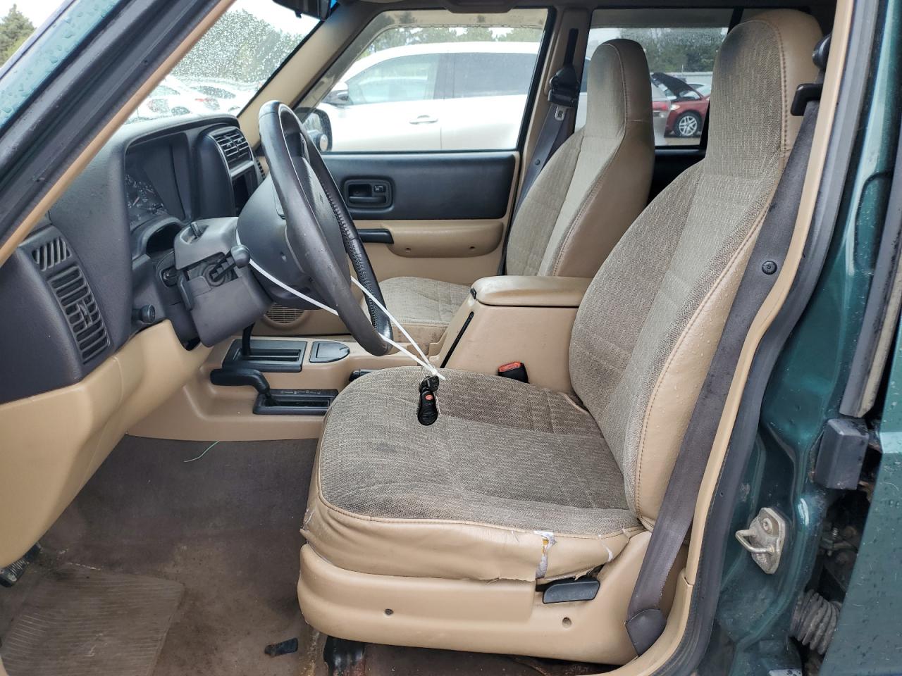 2000 Jeep Cherokee Sport VIN: 1J4FF48S3YL149593 Lot: 52489045