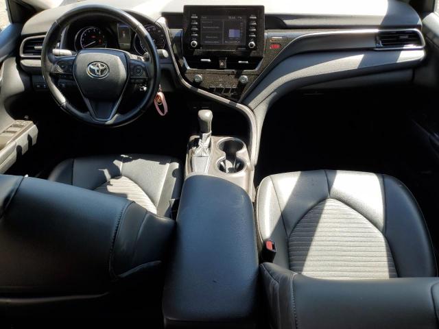  TOYOTA CAMRY 2021 Srebrny