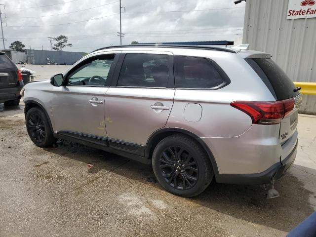  MITSUBISHI OUTLANDER 2018 Srebrny