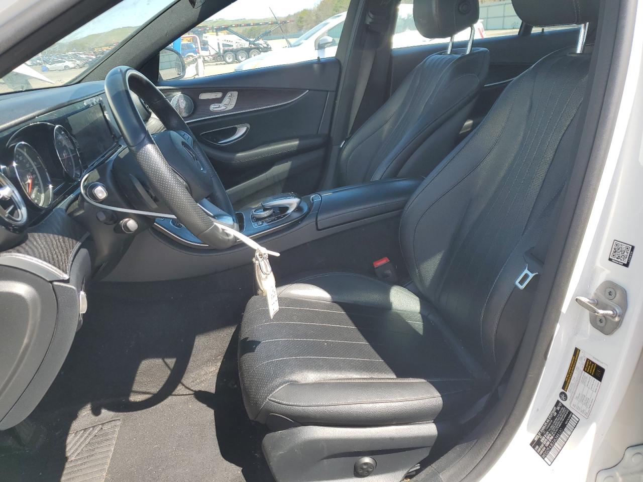 2018 Mercedes-Benz E 300 VIN: WDDZF4JB3JA348180 Lot: 54700205