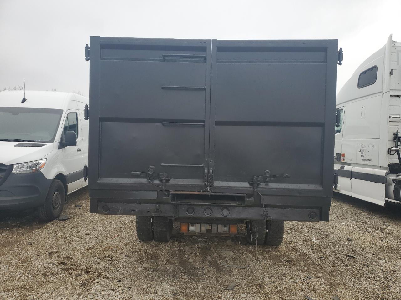 2016 Isuzu Npr Hd VIN: 54DC4W1B0GS802093 Lot: 48153805