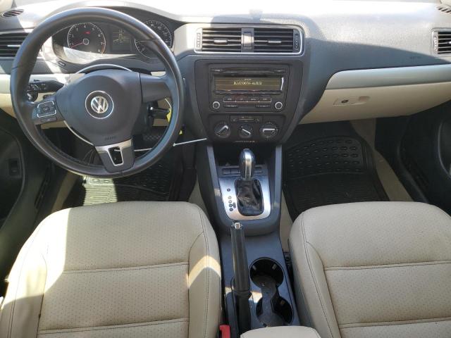  VOLKSWAGEN JETTA 2013 Белы
