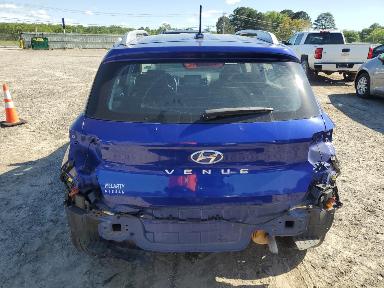 2023 Hyundai Venue Sel VIN: KMHRC8A30PU215947 Lot: 53524615
