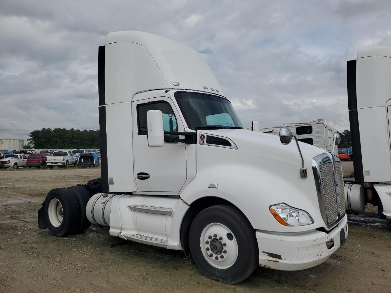 Houston, TX에서 판매 중인 2014 Kenworth T680 Semi Truck - Normal Wear