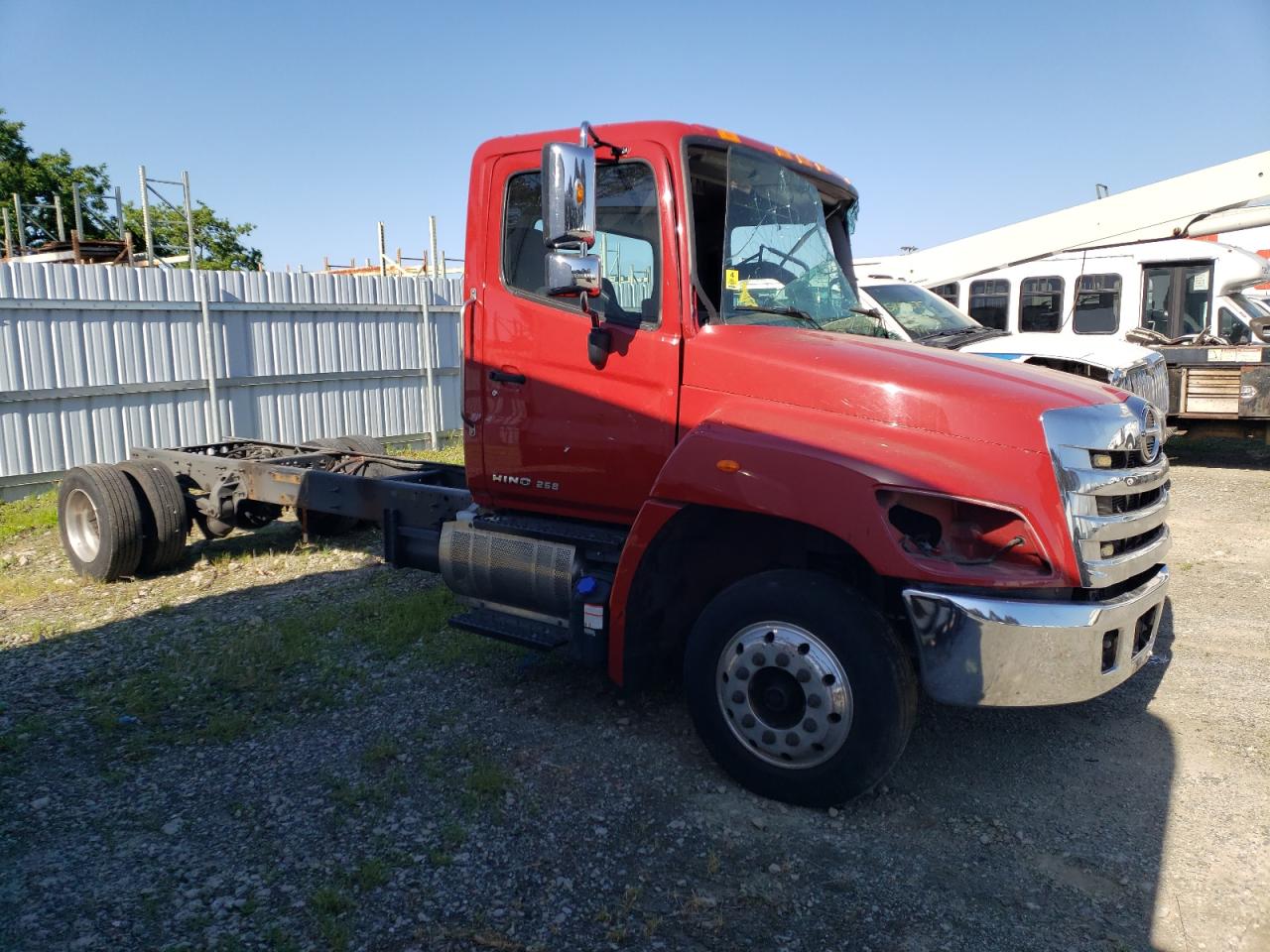 Martinez, CA에서 판매 중인 2020 Hino 268A Truck Cab And Chassis - All Over