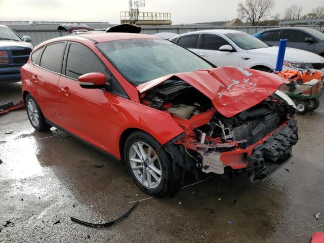 Хетчбеки FORD FOCUS 2015 Червоний