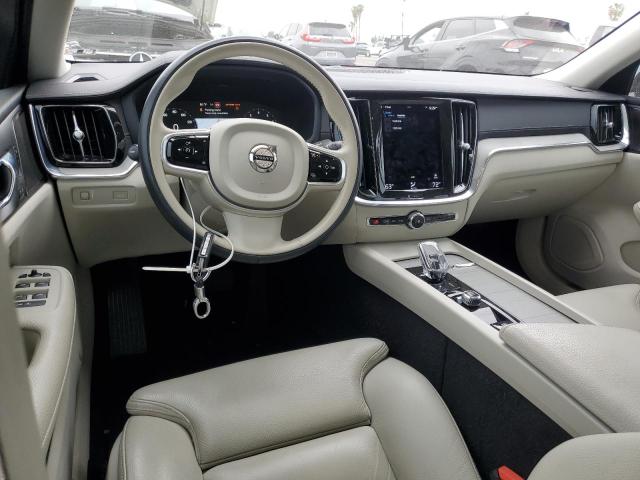  VOLVO S60 B5 INS 2022 Чорний