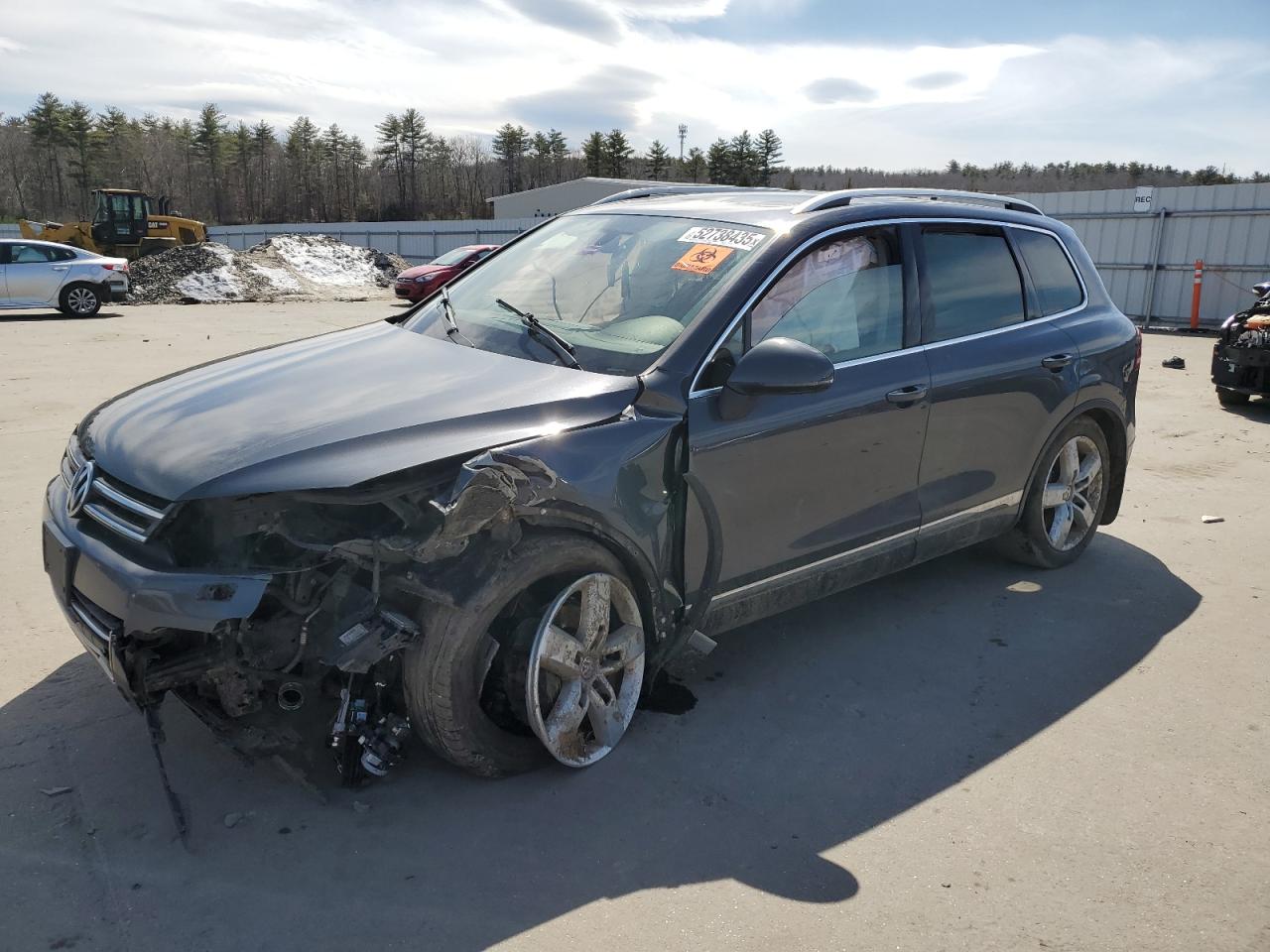 2014 Volkswagen Touareg V6 Tdi na sprzedaż w Windham, ME - All Over