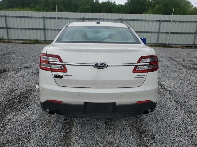 Sedans FORD TAURUS 2015 White