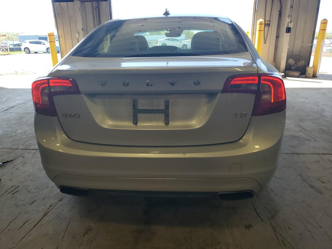 2016 Volvo S60 Premier VIN: YV126MFK5G2398001 Lot: 54738635