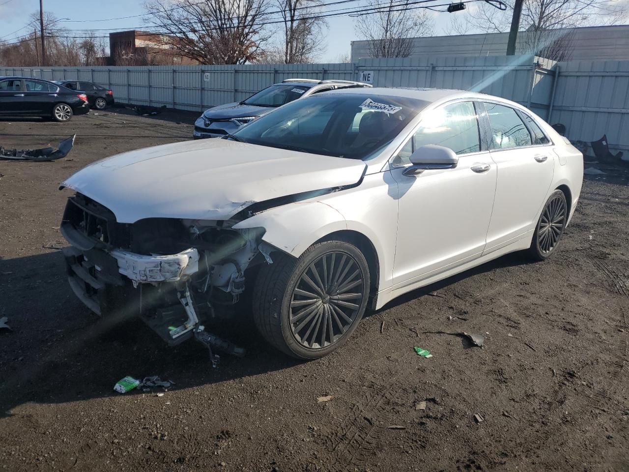 2017 Lincoln Mkz Reserve zu verkaufen in New Britain, CT - Front End