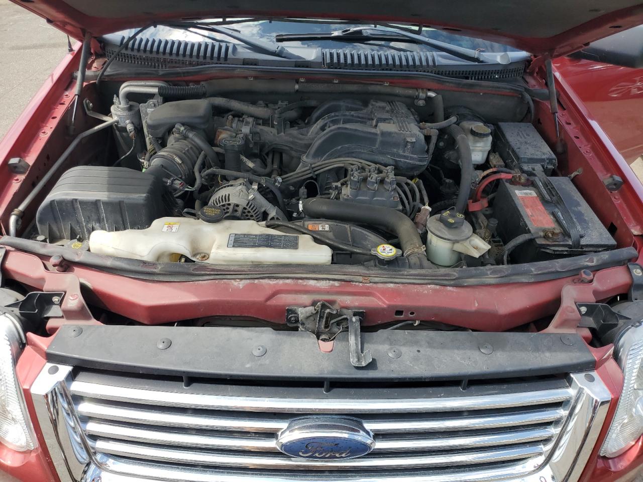 2007 Ford Explorer Xlt VIN: 1FMEU73E57UA63152 Lot: 54205645