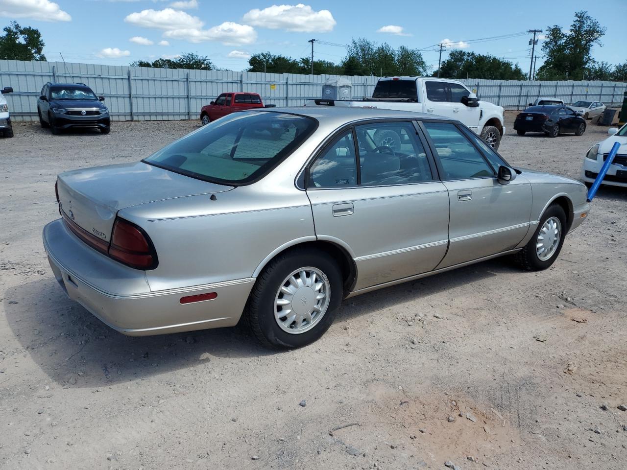 1997 Oldsmobile Eighty-Eight at OK - Oklahoma City 1997 Oldsmobile Eighty-Eight at OK - Oklahoma City