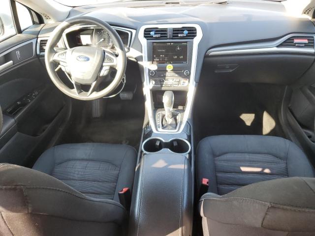 Sedans FORD FUSION 2016 Srebrny