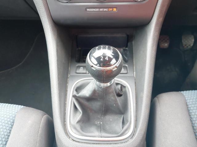 2011 VOLKSWAGEN GOLF S BLU
