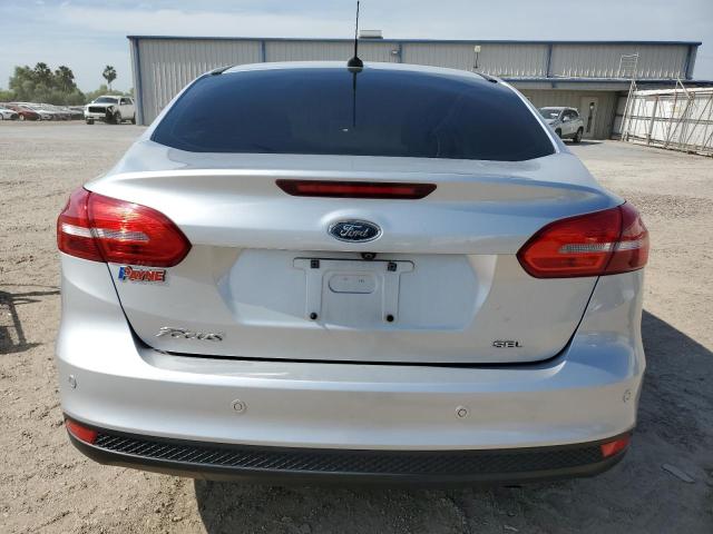  FORD FOCUS 2018 Srebrny