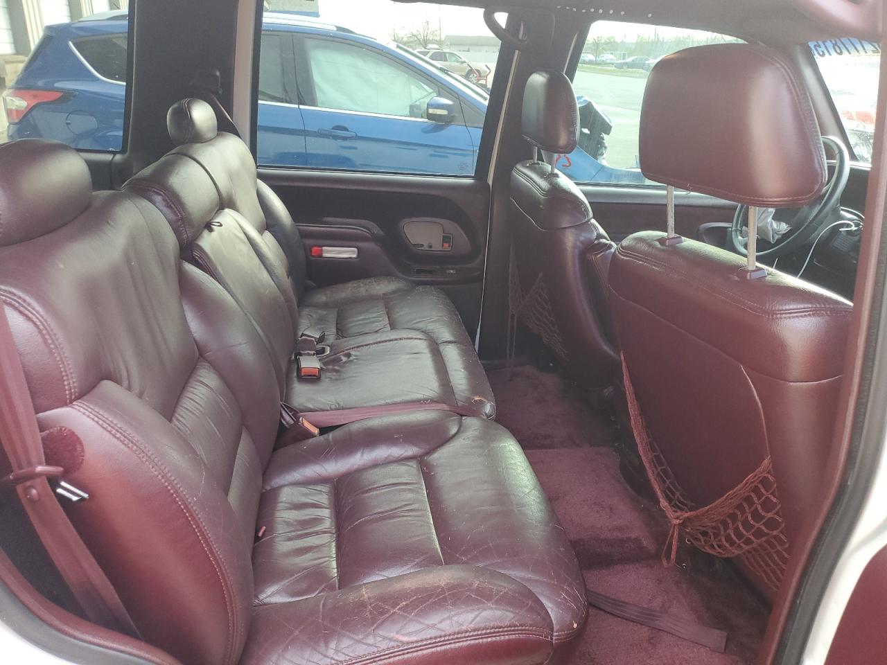 1998 Chevrolet Tahoe K1500 VIN: 1GNEK13R7WJ340188 Lot: 52177815