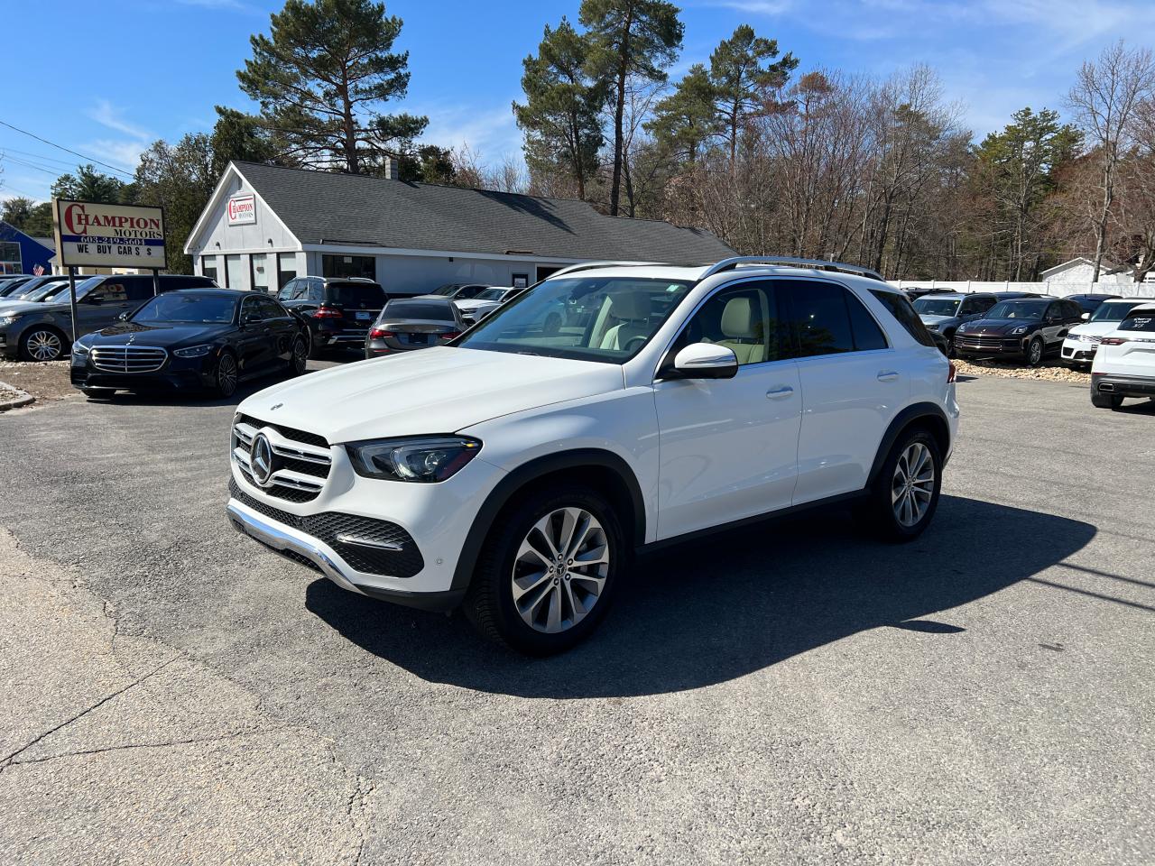 2020 Mercedes-Benz Gle 350 for Sale in North Billerica, MA - Minor Dent/Scratches
