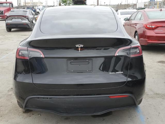  TESLA MODEL Y 2023 Черный
