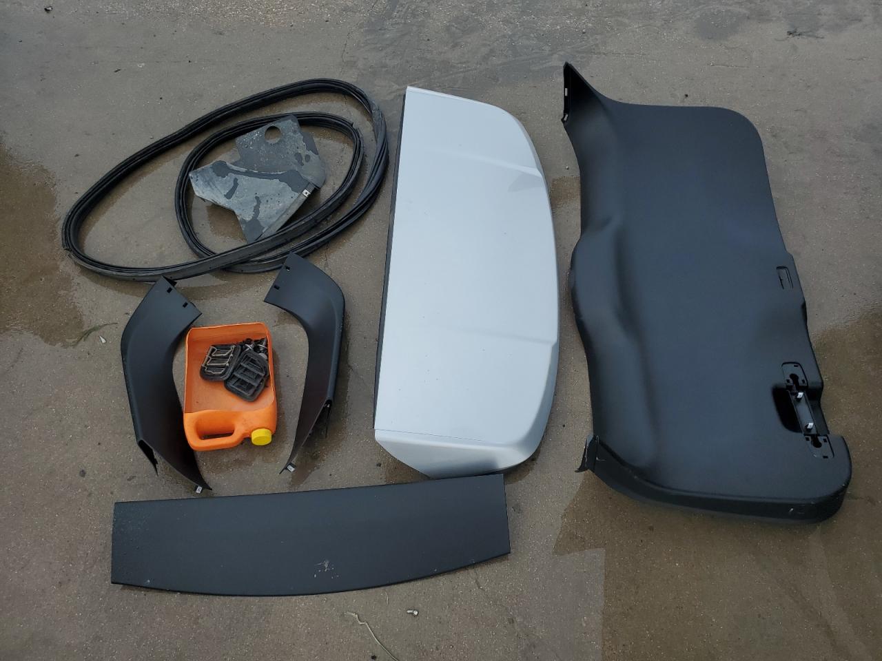 2016 Ford Edge Se VIN: 2FMPK3G9XGBB10816 Lot: 51683435