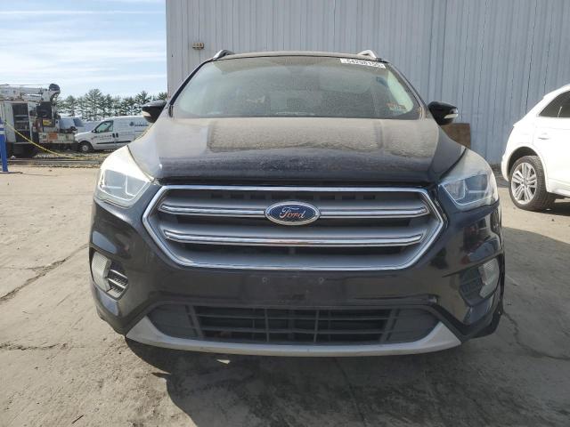  FORD ESCAPE 2017 Czarny