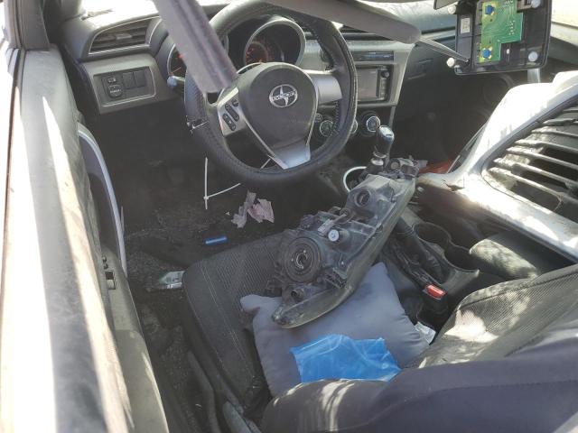 Хэтчбеки TOYOTA SCION 2014 Серебристый