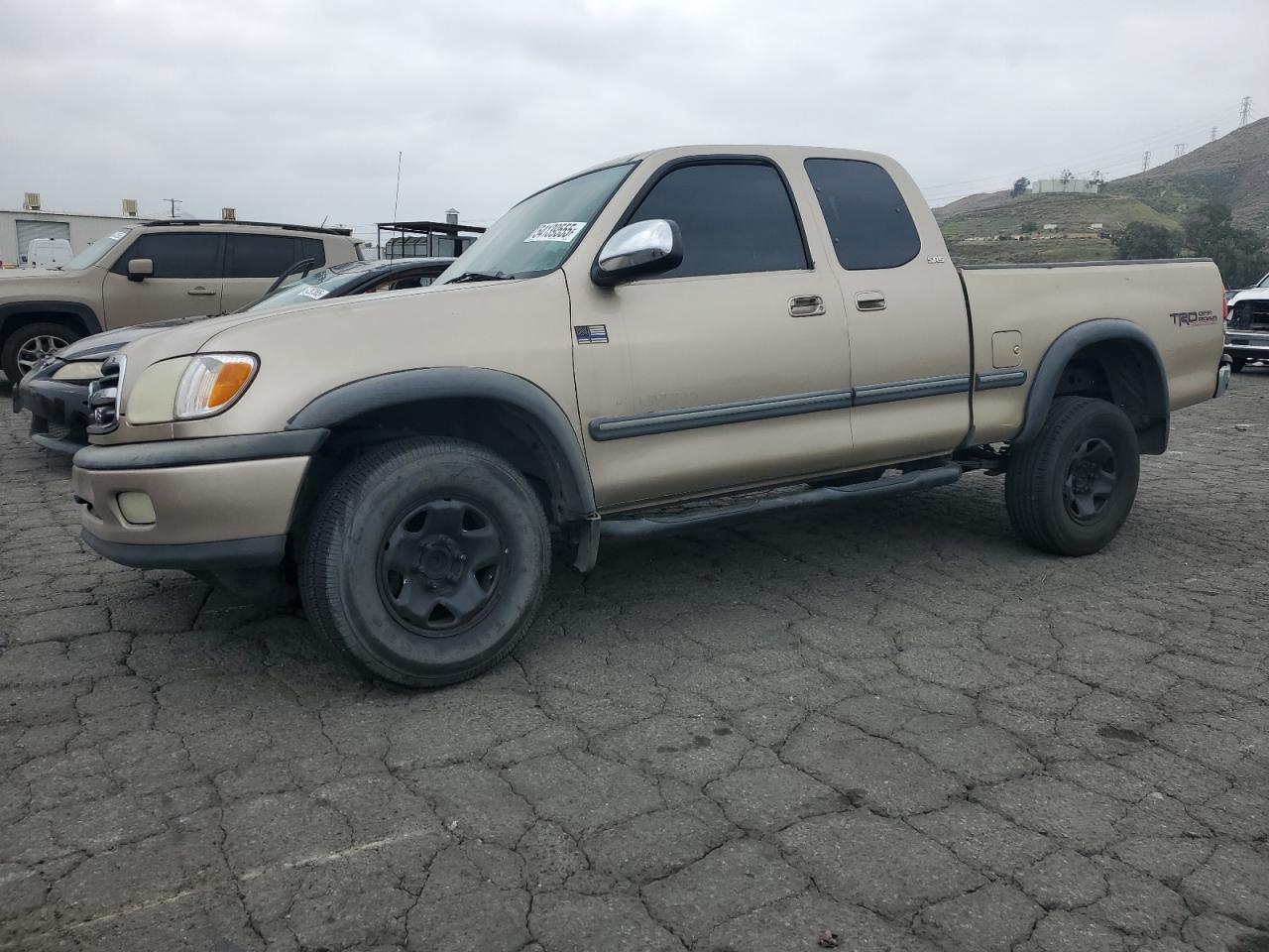 2002 Toyota Tundra Access Cab продається в Colton, CA - Side