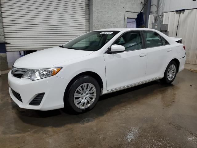  TOYOTA CAMRY 2014 Белы