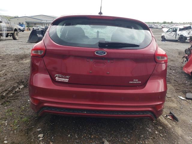 Hatchbacks FORD FOCUS 2016 Red