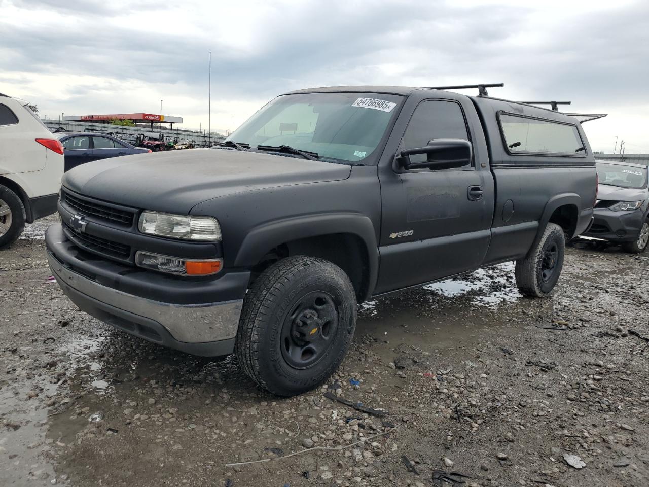 2001 Chevrolet Silverado C2500 იყიდება Cahokia Heights-ში, IL - All Over