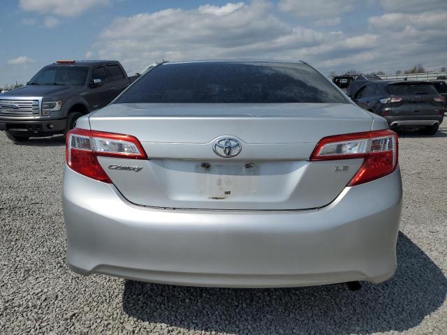 Седаны TOYOTA CAMRY 2013 Серебристый